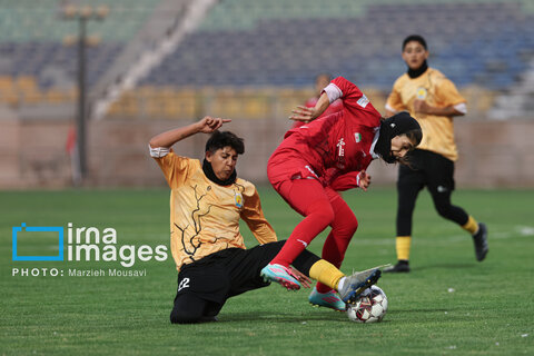 عکس روز | لیگ برتر فوتبال زنان - پرسپولیس و پالایش گاز ایلام