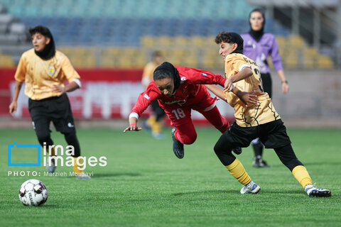 عکس روز | لیگ برتر فوتبال زنان - پرسپولیس و پالایش گاز ایلام
