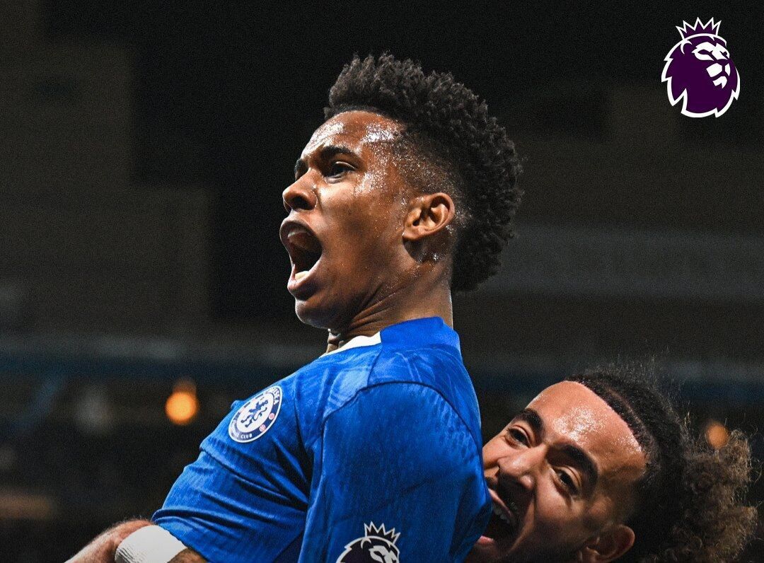 پیروزی دراماتیک چلسی مقابل لیورپول؛ شیرها آرسنال را صدرنشین کردند