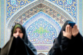 عبادت، شاهراه رسیدن به اوج انسانیت است / چگونه الگوبرداری از سیره نبوی، ما را به سعادت واقعی می‌رساند؟