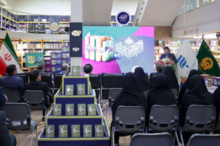 اجرای مرحله دوم طرح "آفتاب مهربانی" با اهدا ۵۵ هزار جلد کتاب به کتابخانه‌های محروم خراسان رضوی