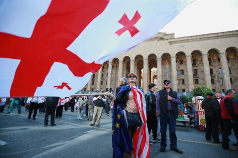 تصاویری از سرکوب گسترده مخالفان سیاست‌های دولت در گرجستان