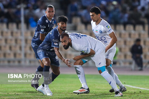 عکس روز | هفته ششم لیگ برتر فوتبال ایران؛ چادرملو - استقلال