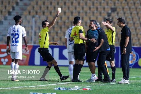 عکس روز | هفته ششم لیگ برتر فوتبال ایران؛ چادرملو - استقلال