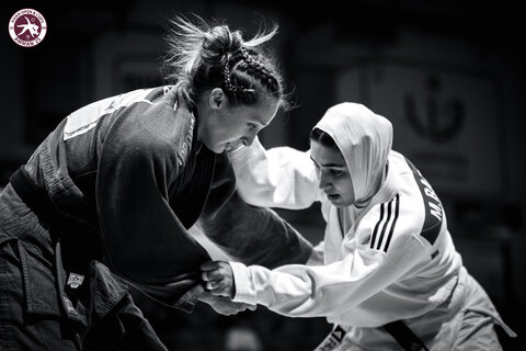 سرسختی من باعث پرچمداری‌ام در بازی‌های ریاض شد/ گفت‌وگوی اختصاصی قدس با بانوی پرچمدار ایران