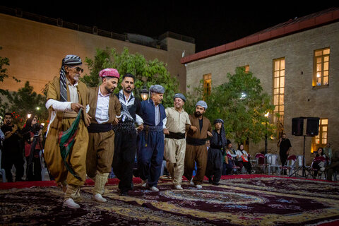در نخستین روز جشنواره تئاتر آیینی و سنتی چه گذشت؟/ تجلیل از محمود بصیری