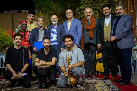در نخستین روز جشنواره تئاتر آیینی و سنتی چه گذشت؟/ تجلیل از محمود بصیری