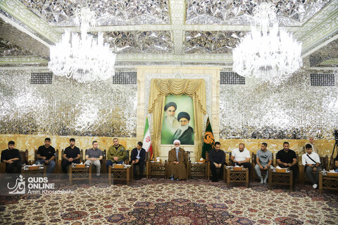 گزارش تصویری | دیدار اعضای تیم‌های ملی کشتی آزاد و فرنگی با تولیت آستان قدس رضوی