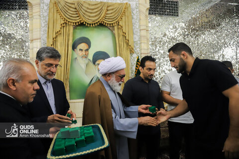 گزارش تصویری | دیدار اعضای تیم‌های ملی کشتی آزاد و فرنگی با تولیت آستان قدس رضوی