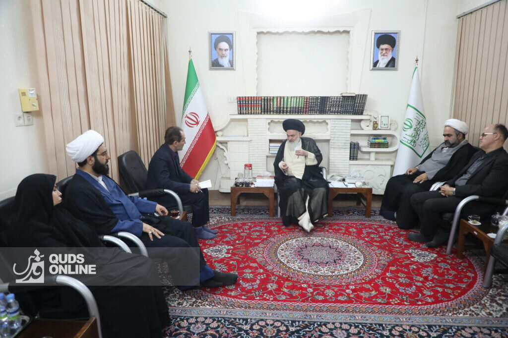 برخی با گران‌فروشی کشور را از داخل تحریم کرده‌اند