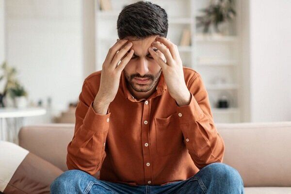 افسردگی ناشی از «خوددرمانی» را جدی بگیرد