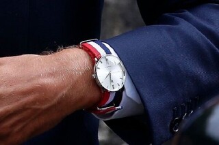 فروپاشی ۱۴ساعته یک دولت؛ ماکرون دیگر نه «ارباب ساعت‌هاست» نه ثانیه‌ها!