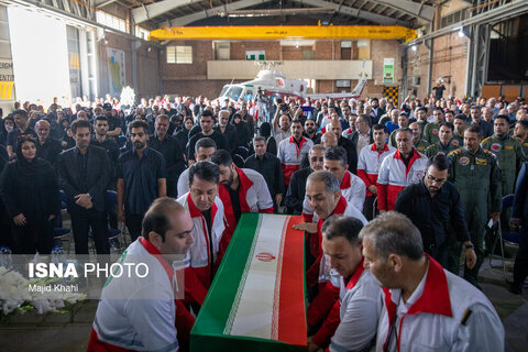 گزارش تصویری | تشییع پیکر شهدای خلبان سانحه هوایی اشترانکوه
