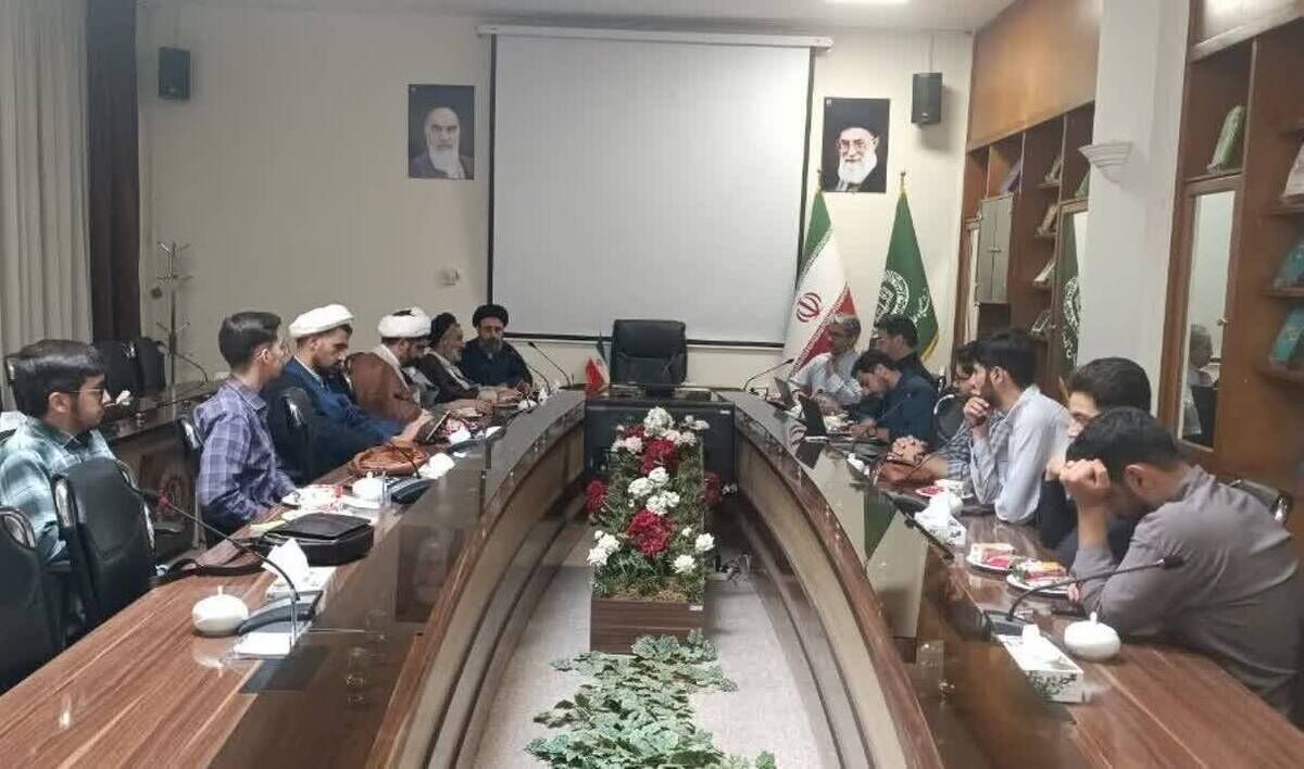 دیدار مشترک گروه‌های اقتصاد مؤسسه امام خمینی (ره) و دانشگاه علوم اسلامی رضوی