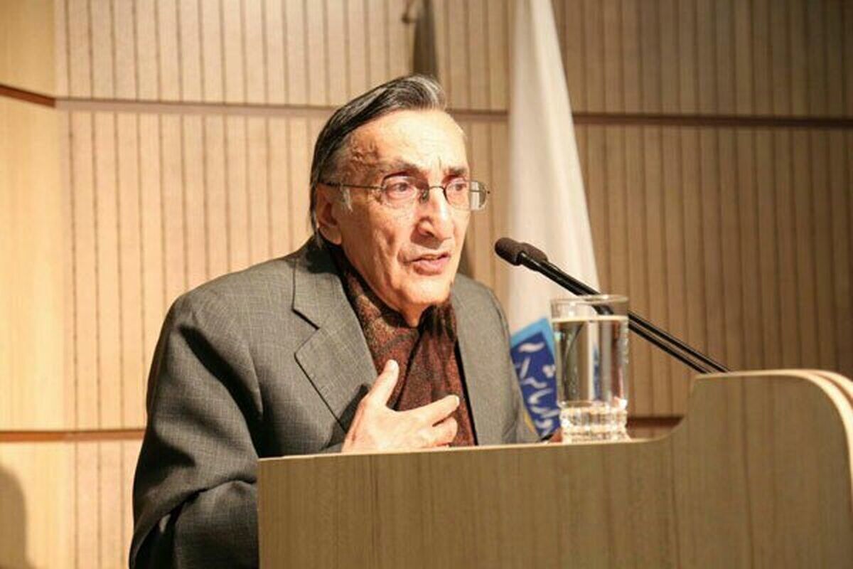 همکاری سه‌جانبه دستگاه های دولتی برای انتقال استاد کامران فانی به مرکز درمانی تهران