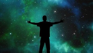 اثبات خالقیت خدا و پاسخ به شبهات طبیعت‌گرایان