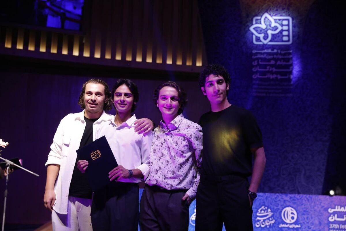 معرفی برگزیدگان جشنواره فیلمهای کودکان و نوجوانان ۳۷/ پرواز پروانه های زرین