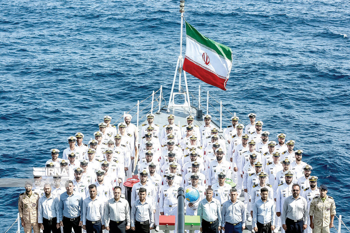 توقیف کشتی انگلیسی را فراموش نکنید