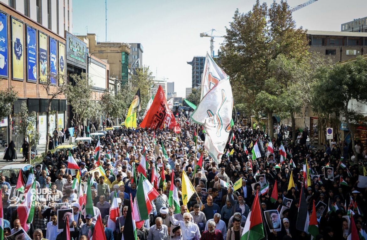 فیلم | راهپیمایی «بشارت نصر» در مشهد