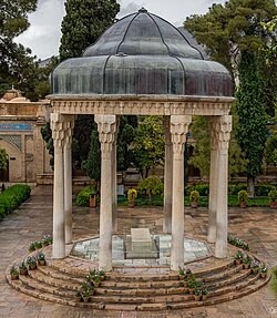 وزیر ارشاد: «حافظ» ستاره‌ای فراملی در کهکشان شعر جهان است