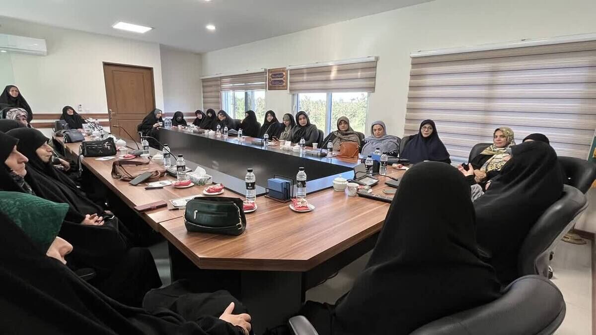 فعالیت‌های نیکوکارانه ۱۴۰۰ گوهربانو در باشگاه اجتماعی گوهرشاد