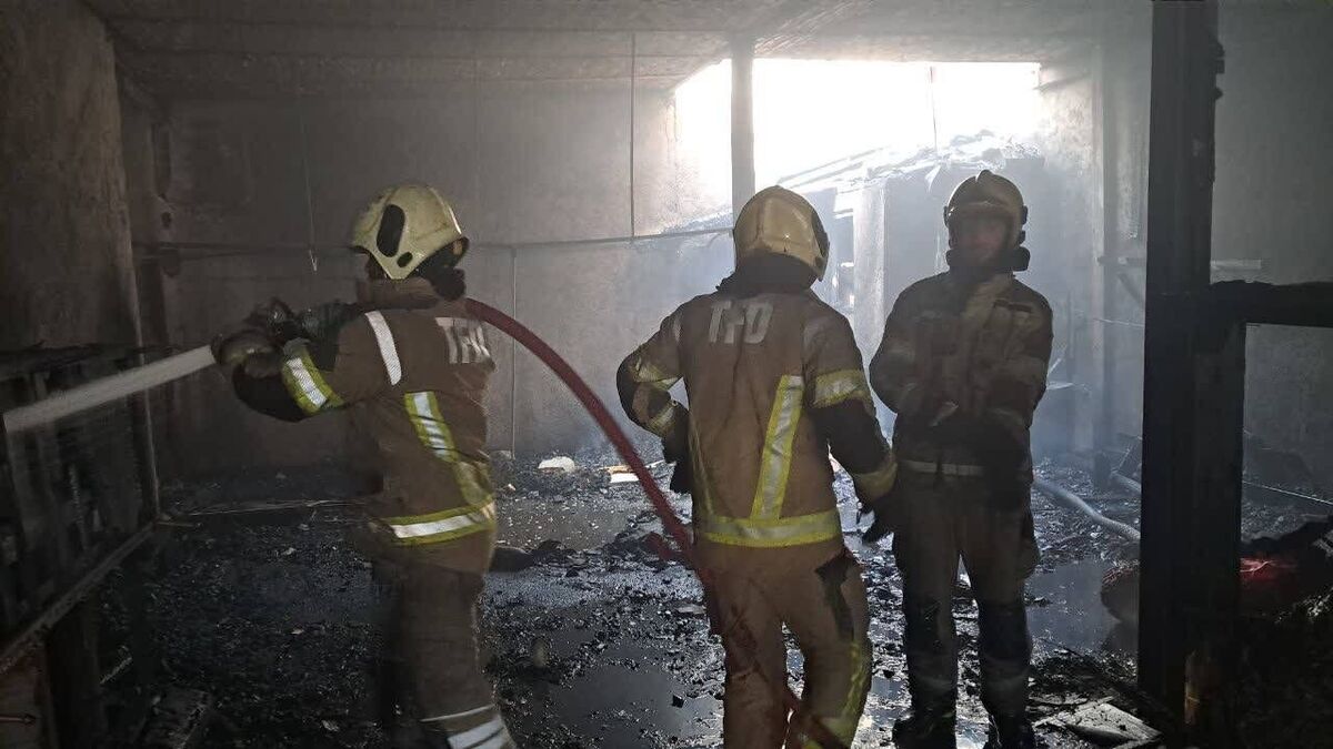 جزئیات آتش‌سوزی در محدوده حرم شاهچراغ(ع) شیراز