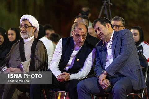 بدرقه کاروان اعزامی ایران به بحرین و ریاض