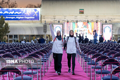 بدرقه کاروان اعزامی ایران به بحرین و ریاض