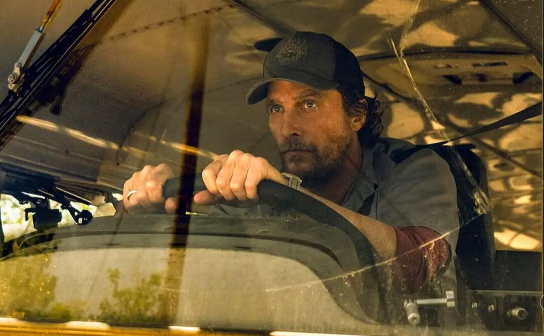 نگاهی به فیلم «اتوبوس گمشده»؛ سفری آتشین از دل ترس تا امید