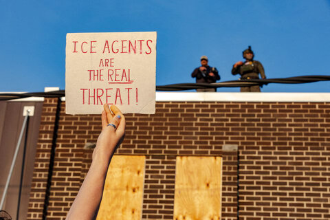 درگیری معترضان با پلیس مهاجرت آمریکا - شیکاگو