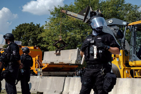 درگیری معترضان با پلیس مهاجرت آمریکا - شیکاگو