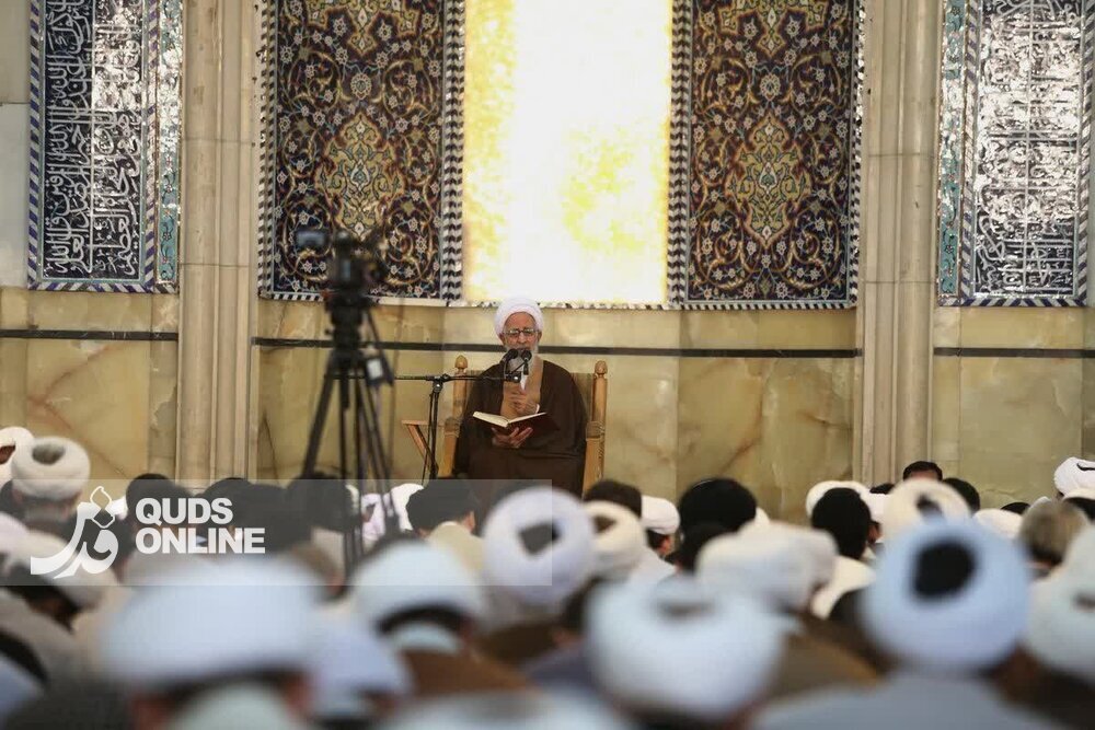 ما روحانیون باید خیلی مواظب و پاک باشیم