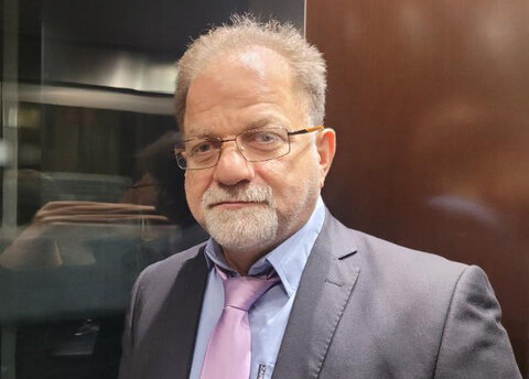 سیاه‌چاله عمیق وعده‌ها پیش پای صاحبان عصای سفید/تصمیمات کورکورانه برای نابینایان