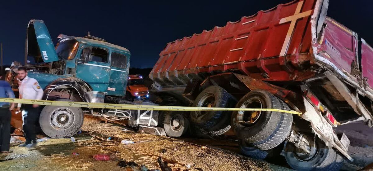 تصادف مرگبار تریلر با کامیون در آزادراه تهران - ساوه