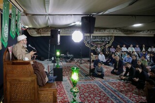 مسئولان قدر جوان‌های انقلابی را بدانند