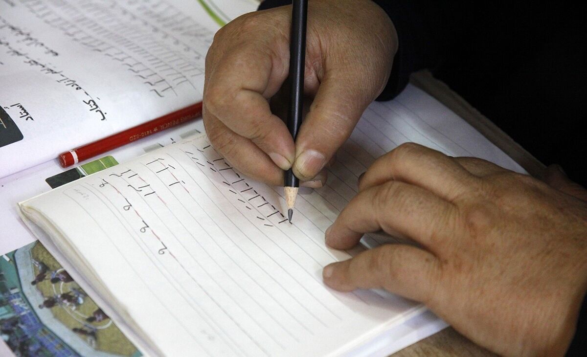 راه‌اندازی ۱۴۵ پایگاه‌ها سوادآموزی در مدارس خوزستان