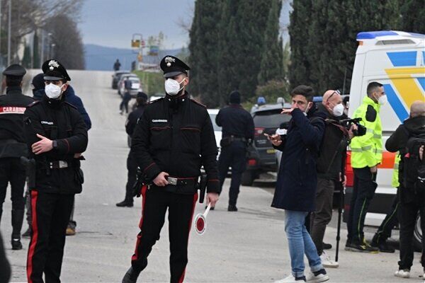 انفجار مهیب نزدیک خانه روزنامه‌نگاران در رم؛ ۲ خودرو آسیب دیدند