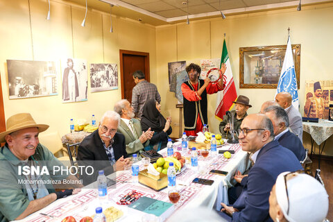 عکس روز | مراسم شصت سالگی تماشاخانه سنگلج