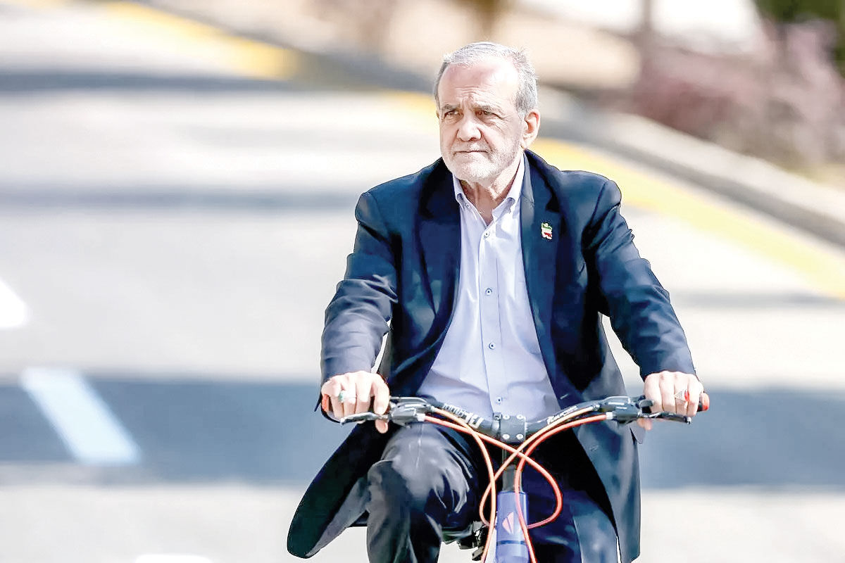 پا در رکاب انتقاد!