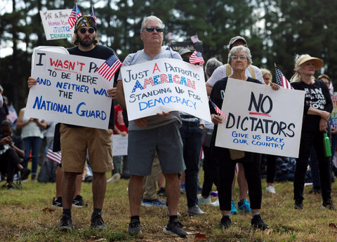 تصاویری از اعتراضات ضد ترامپ، جنبش «بدون پادشاه» در سراسر آمریکا