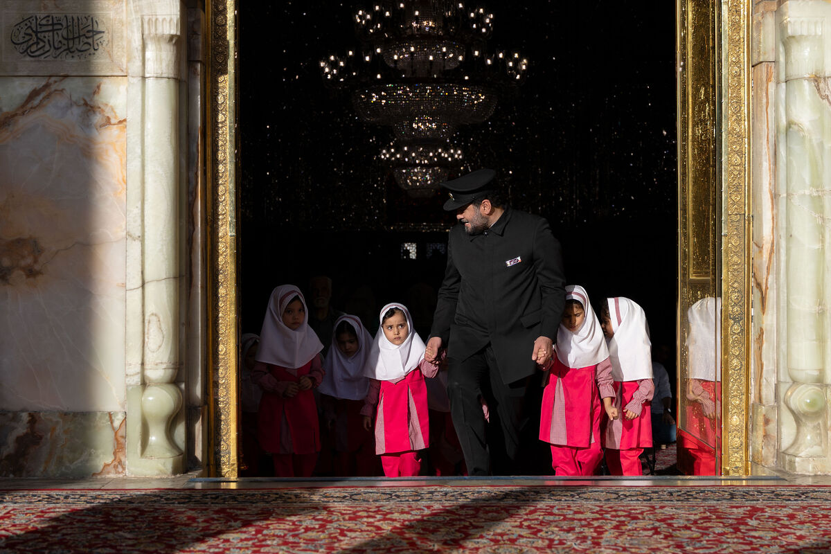 رفتار پدر و مادر بیش از هر نصیحتی در دل کودک حک می‌شود / کلیدهای طلایی تربیت دینی در عصر جدید