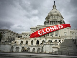 بحران تعطیلی دولت آمریکا؛ رکورد ۳۵ روزه شکسته می‌شود؟