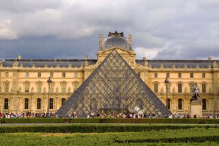 اینفوگرافیک | چه چیزهایی از لوور دزدیده شد؟