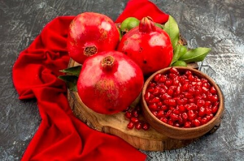 انار آبدار سردشت روانه بازار شد