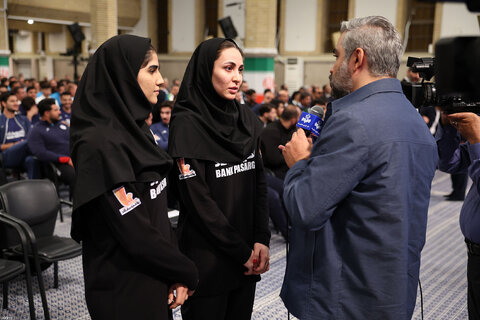 دیدار قهرمانان و مدال‌آوران ورزشی و المپیادهای علمی جهانی با رهبر معظم انقلاب