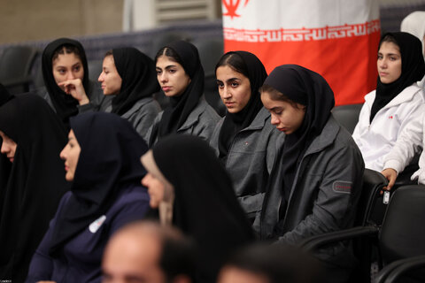 دیدار قهرمانان و مدال‌آوران ورزشی و المپیادهای علمی جهانی با رهبر معظم انقلاب