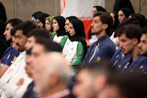 دیدار قهرمانان و مدال‌آوران ورزشی و المپیادهای علمی جهانی با رهبر معظم انقلاب