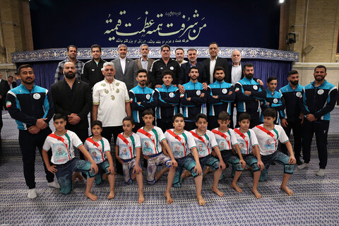 دیدار قهرمانان و مدال‌آوران ورزشی و المپیادهای علمی جهانی با رهبر معظم انقلاب