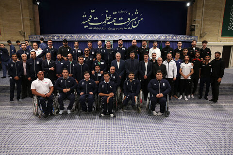 دیدار قهرمانان و مدال‌آوران ورزشی و المپیادهای علمی جهانی با رهبر معظم انقلاب