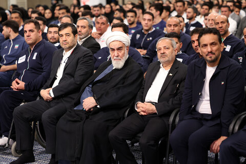 دیدار قهرمانان و مدال‌آوران ورزشی و المپیادهای علمی جهانی با رهبر معظم انقلاب